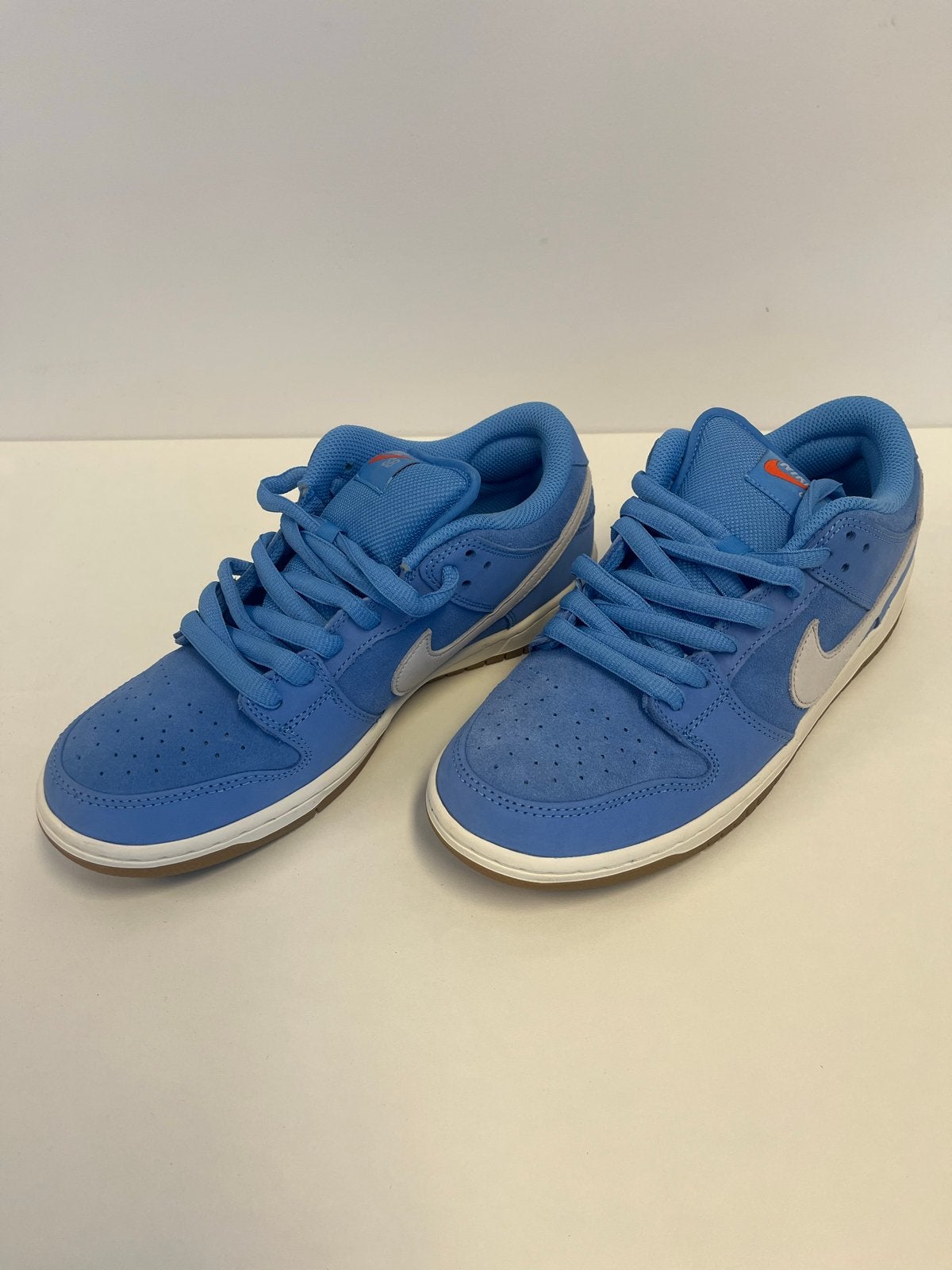 Nike SB Dunk Low Pro 'Light Blue Gum' - Maat 42, Ophalen of Verzenden, Zo goed als nieuw, Blauw, Sneakers of Gympen