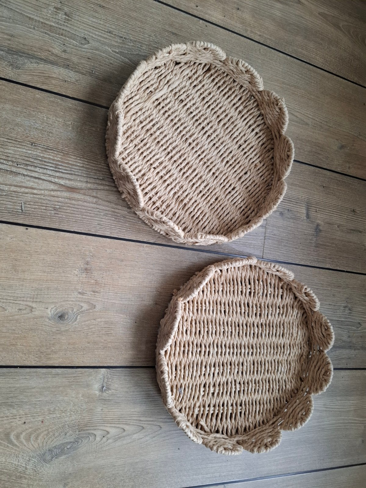 2 rieten dienbladen - perfect voor decoratie, Gevlochten, Gebruikt, Natuurlijk materiaal, Rond