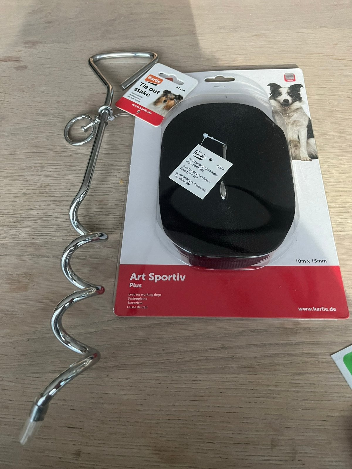 Karlie . 2-delige set Grondanker en sleeplijn 10 mtr NIEUW, Dieren en Toebehoren, Ophalen of Verzenden, Nieuw, Hondenriem