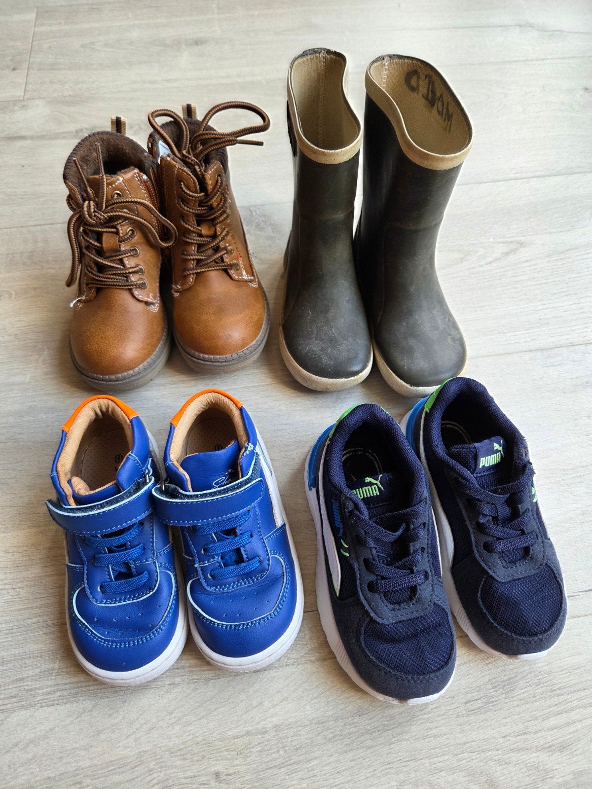 Diverse kinderschoenen maat 23: laarzen, sneakers, schoenen, Kinderen en Baby's, Kinderkleding | Schoenen en Sokken, Zo goed als nieuw