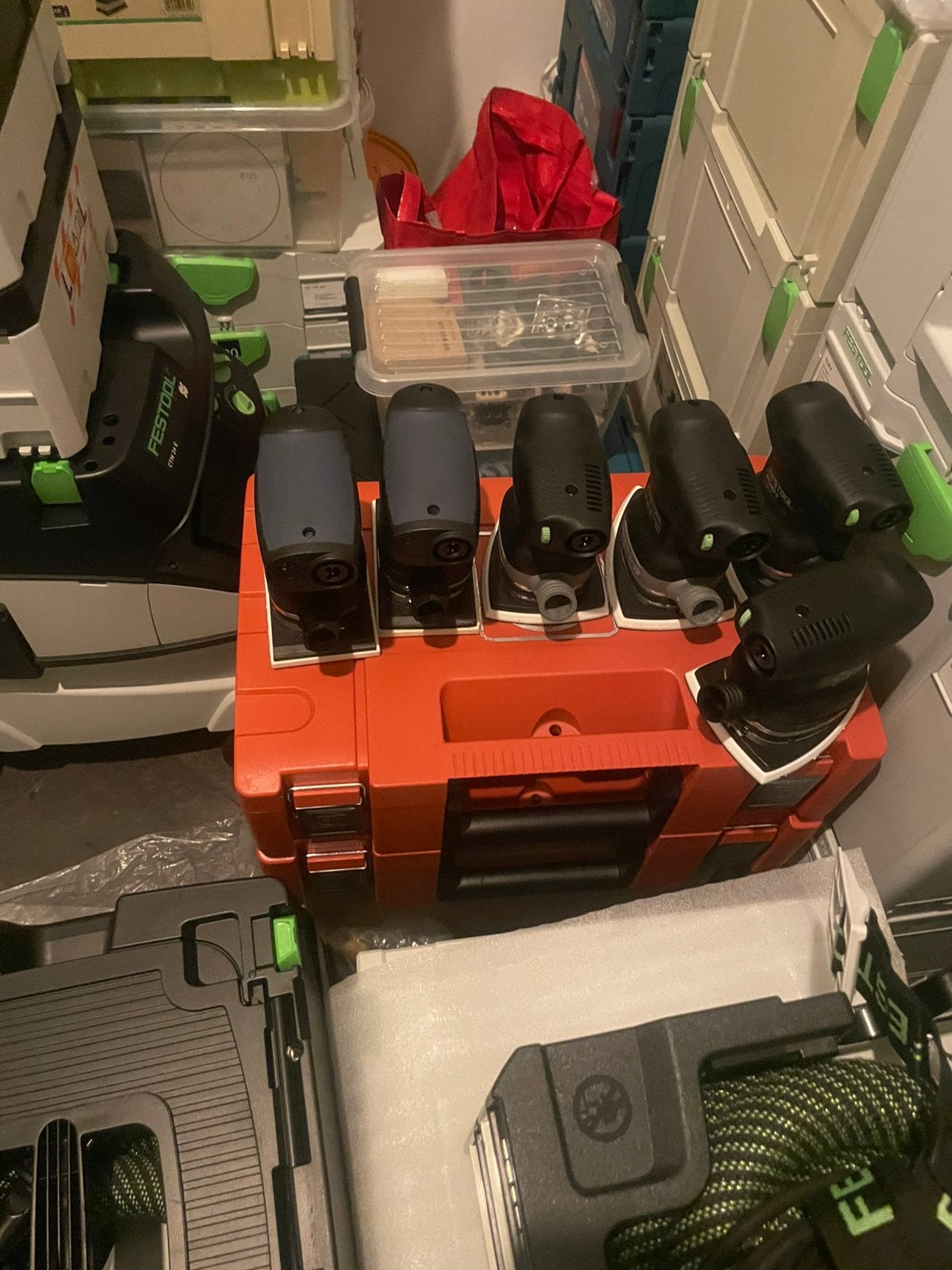Festool deltaschuurmachines en vlakschuurmachines., Doe-het-zelf en Verbouw, Gereedschap | Schuurmachines, Ophalen, Zo goed als nieuw