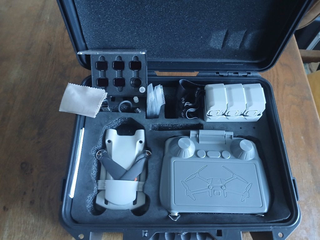 DJI Mini 3 pro fly more combo met 7 vlieguren, 30 tot 45 minuten, Cameradrone, 5 tot 10 kilometer, Ophalen of Verzenden