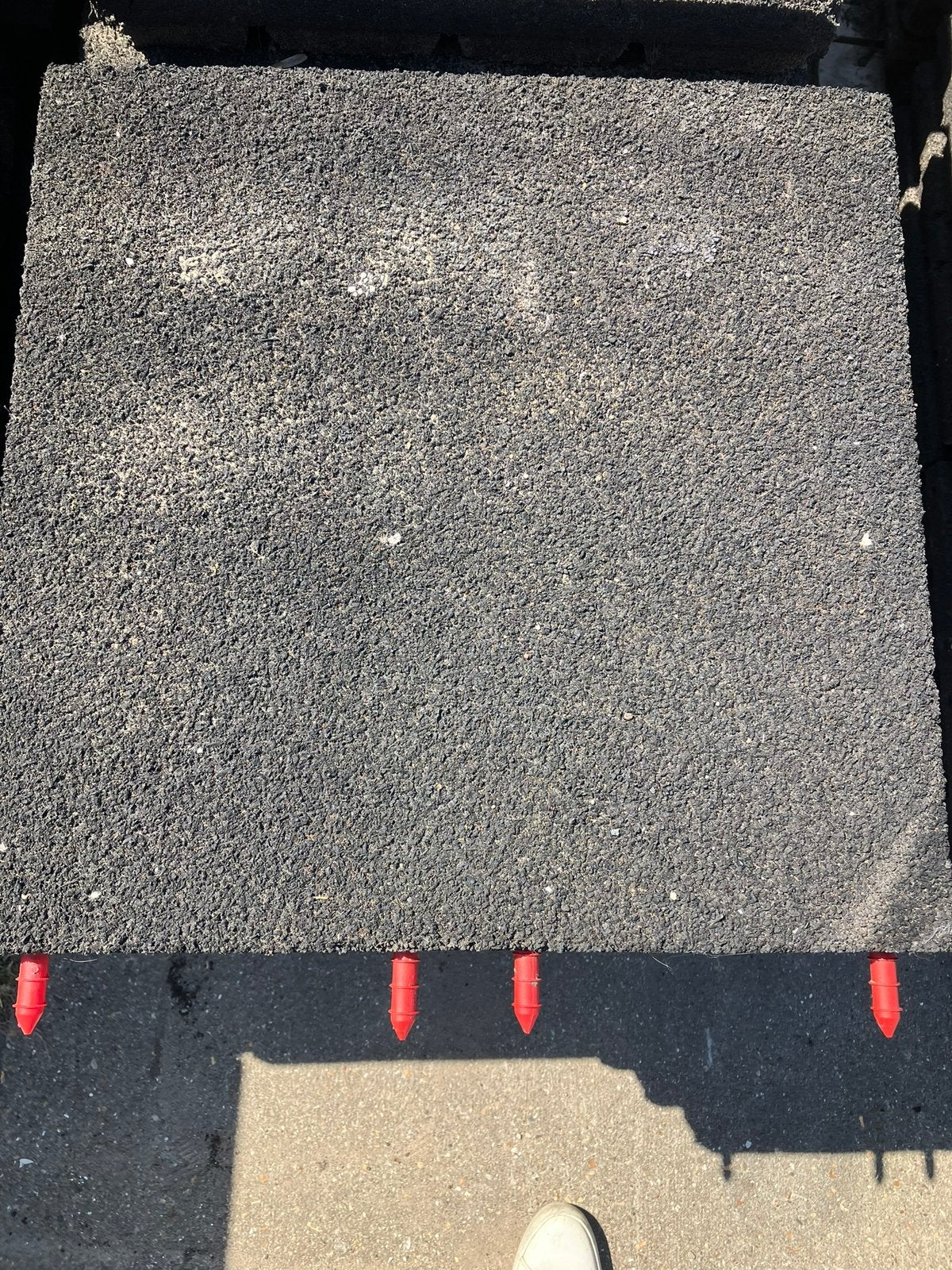578 vochtdoorlatende rubberen tegels 50x50x8cm, Q, Q, Q