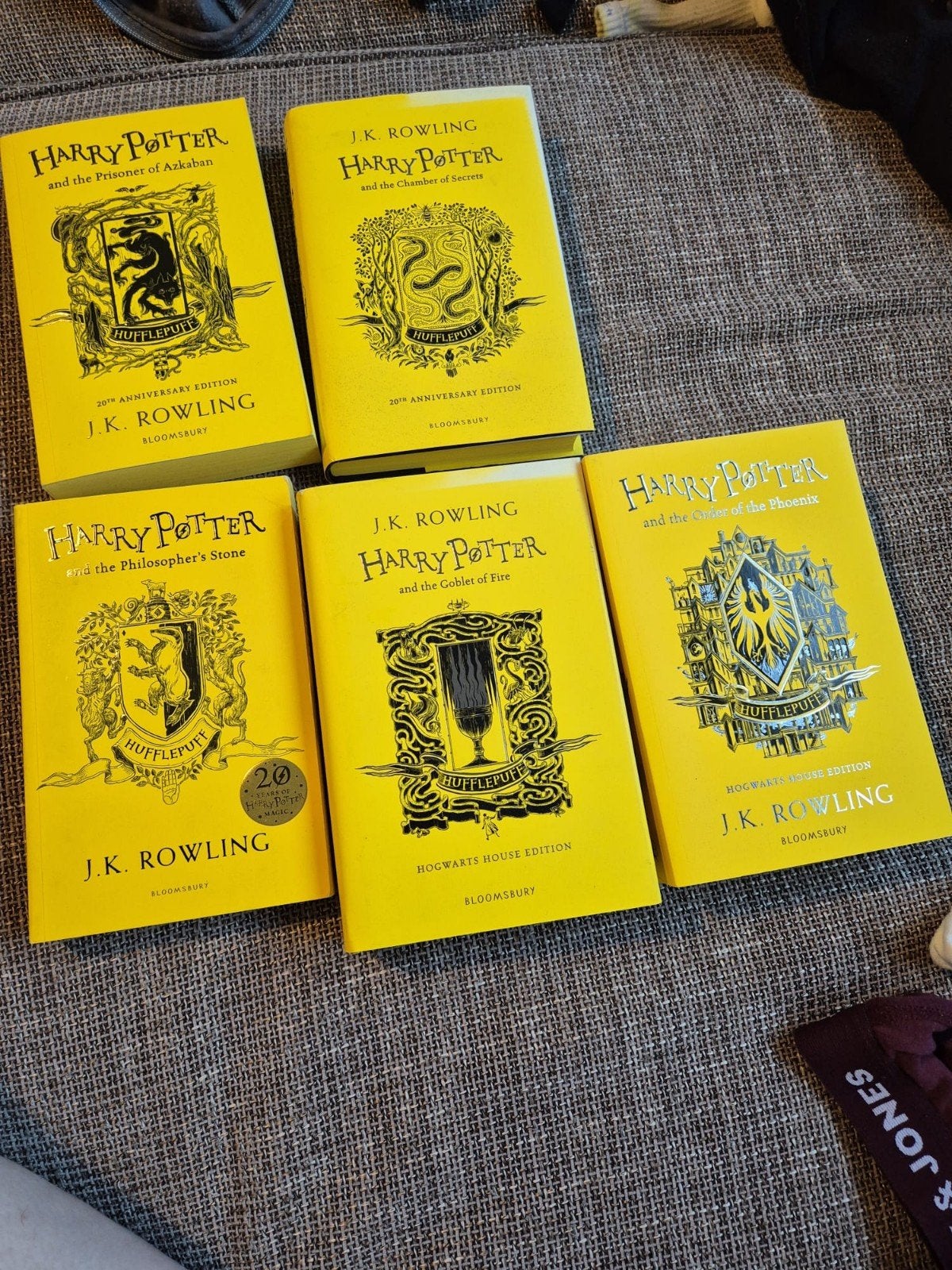 Harry Potter Hufflepuff Editie - Boeken 1-5 (Engels), Boeken, Ophalen of Verzenden, Gelezen, JK Rowling, Nederland
