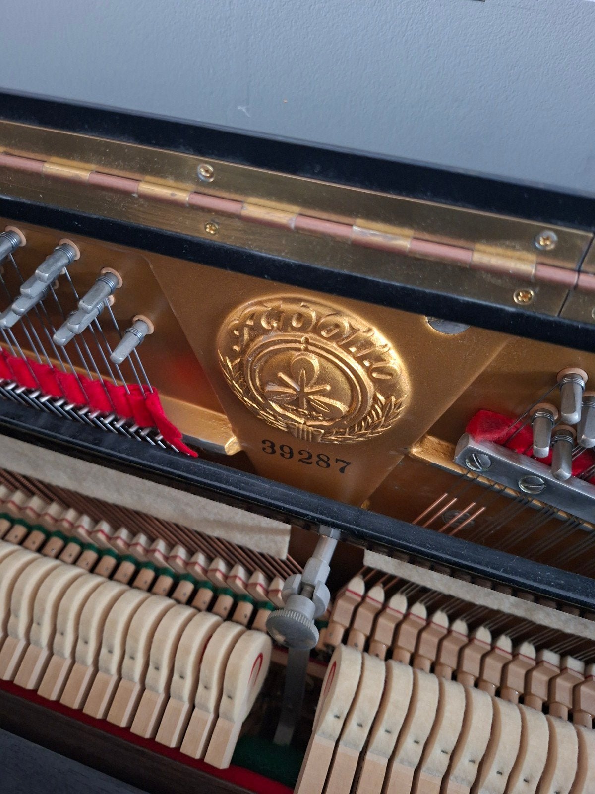 Apollo Piano - Zwart Hoogglans met Kruk, Ophalen, Zwart, Zo goed als nieuw, Piano