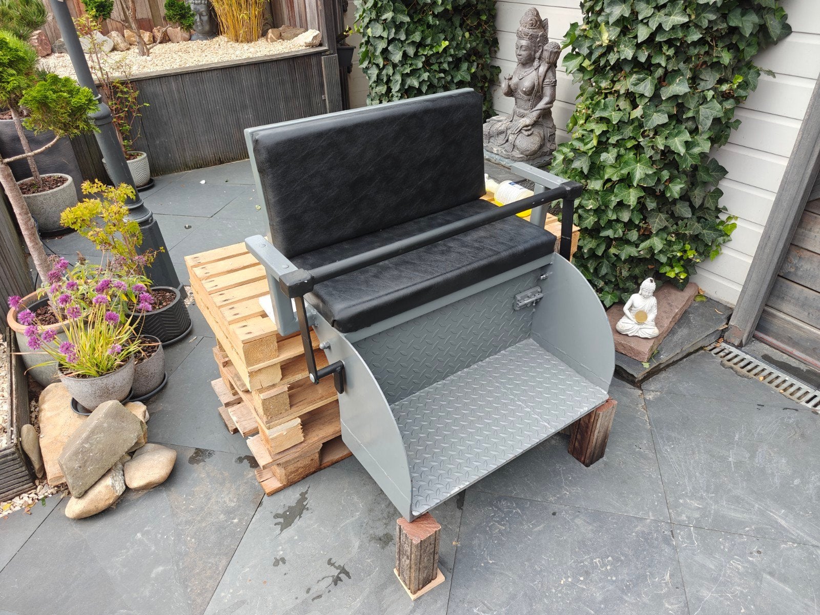 Professionele en zeer veilige oldtimer tractorbank, Ophalen, Achter