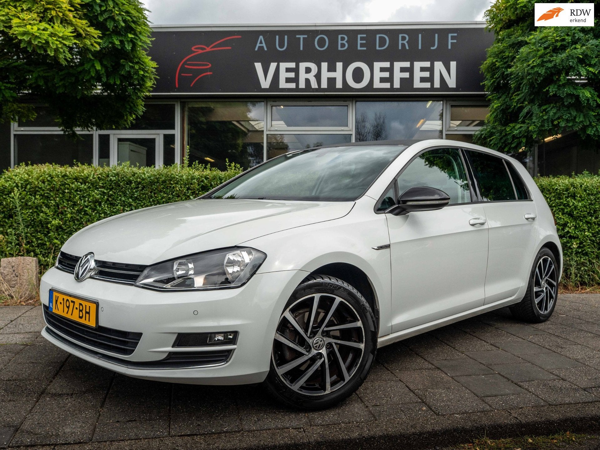 Volkswagen Golf 1.4 TSI ACT Business Edition R Connected | A, Auto's, Voorwielaandrijving, Dealer onderhouden, Gebruikt, Euro 6