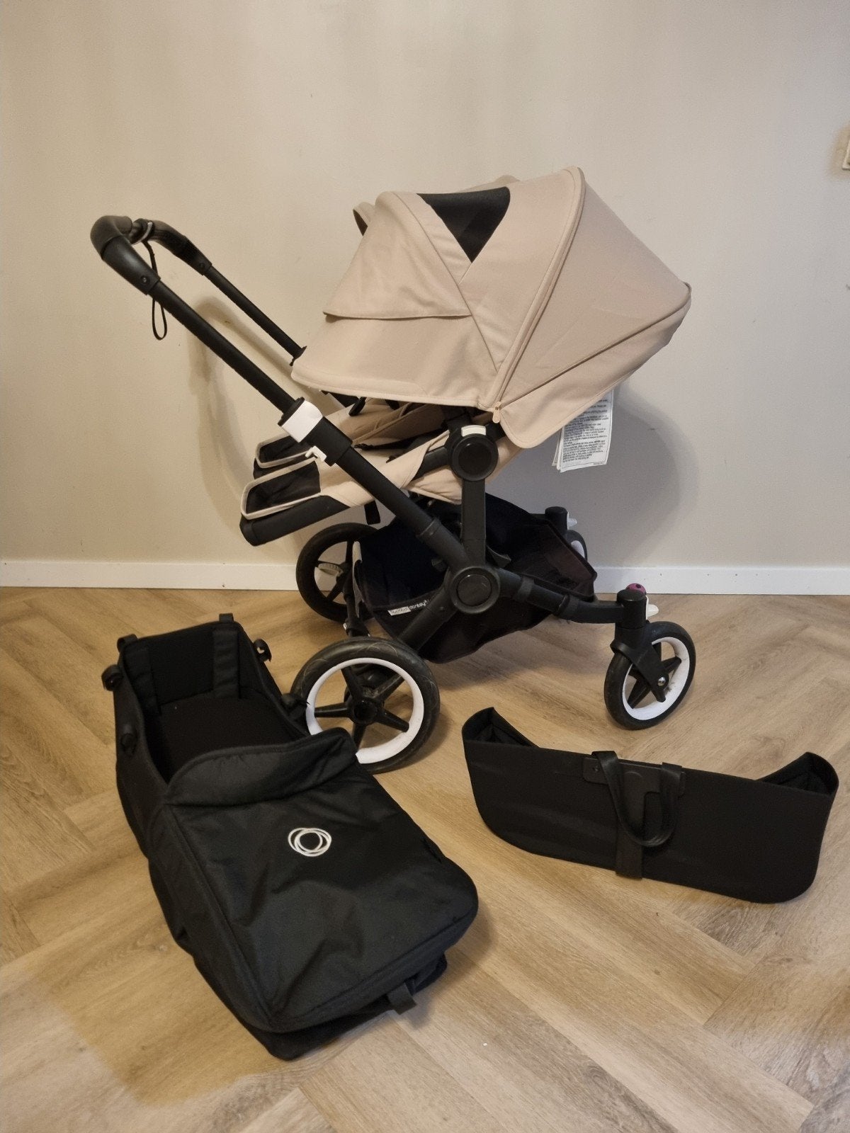 Bijna Nieuw Bugaboo Donkey Duo 5 Desert taupe Compleet, Ophalen, Bugaboo, Zo goed als nieuw, Combiwagen