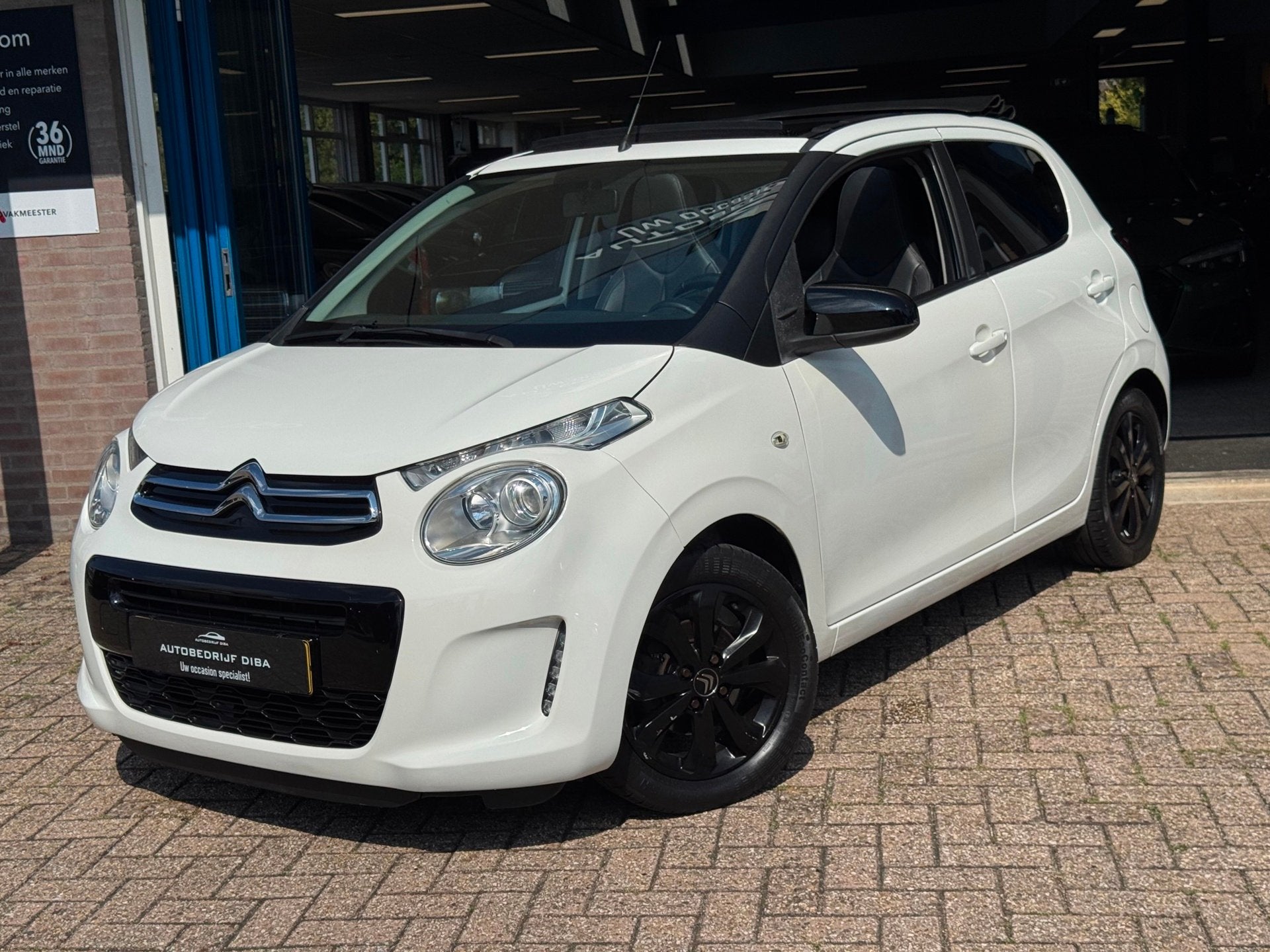 Citroen C1 1.0 VTi Airscape Shine 2019 Cabrio NAVI CLIMA NAP, Auto's, Voorwielaandrijving, Dealer onderhouden, Gebruikt, 4 stoelen