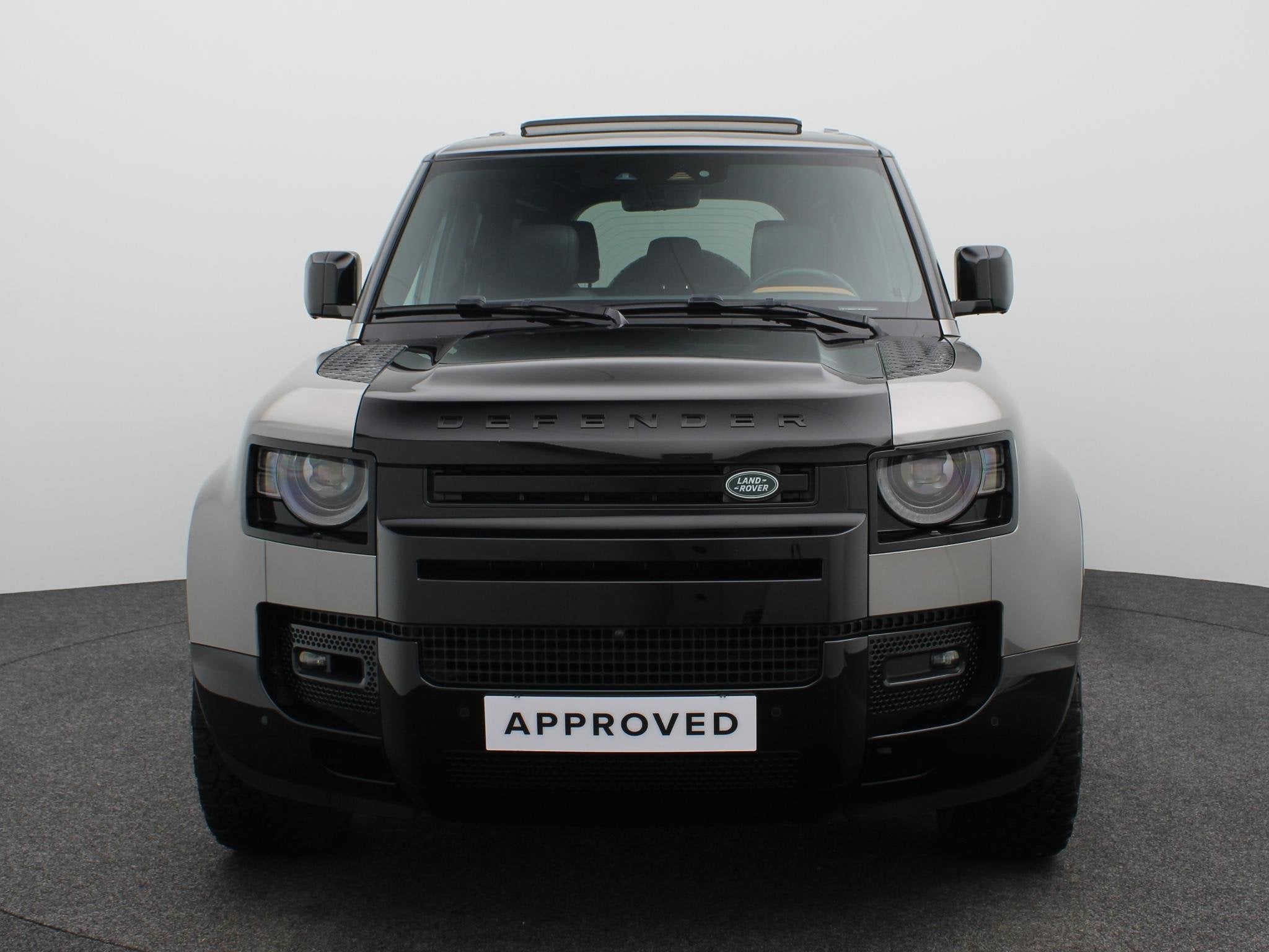 Land Rover Defender 110 2.0 P400e 110 X, Automaat, 12 maanden, 404 pk, Gebruikt