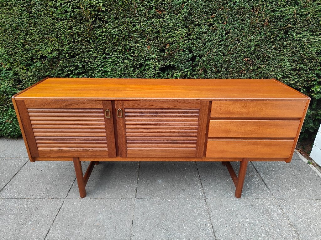 Vintage McIntosh Harris Dressoir | Teak | Mid-Century Modern, Gebruikt, 150 tot 200 cm, Teakhout, Met lade(s)