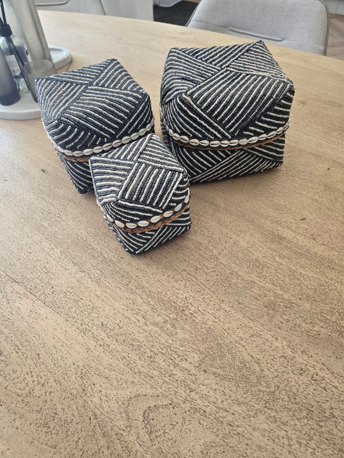 Set van 3 decoratieve opbergdozen met schelpen offermanden, Overige materialen, Minder dan 50 cm, Minder dan 50 cm, Ophalen of Verzenden
