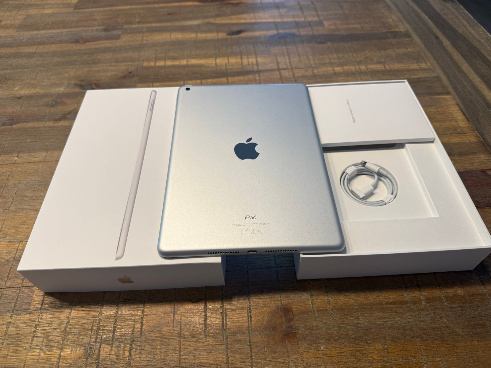 Apple iPad 9e generatie 64GB Wi-Fi Zilver 2023 nieuwstaat, Computers en Software, 10 inch, Apple iPad, Ophalen of Verzenden, Zo goed als nieuw