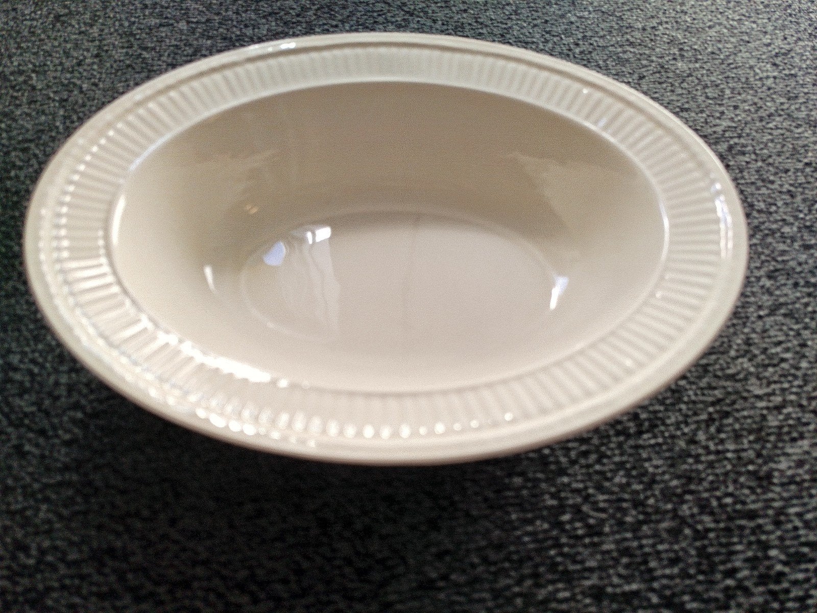 groente schaal Wedgwood Edme, Ophalen of Verzenden, Zo goed als nieuw, Aardewerk, Schaal of Schalen