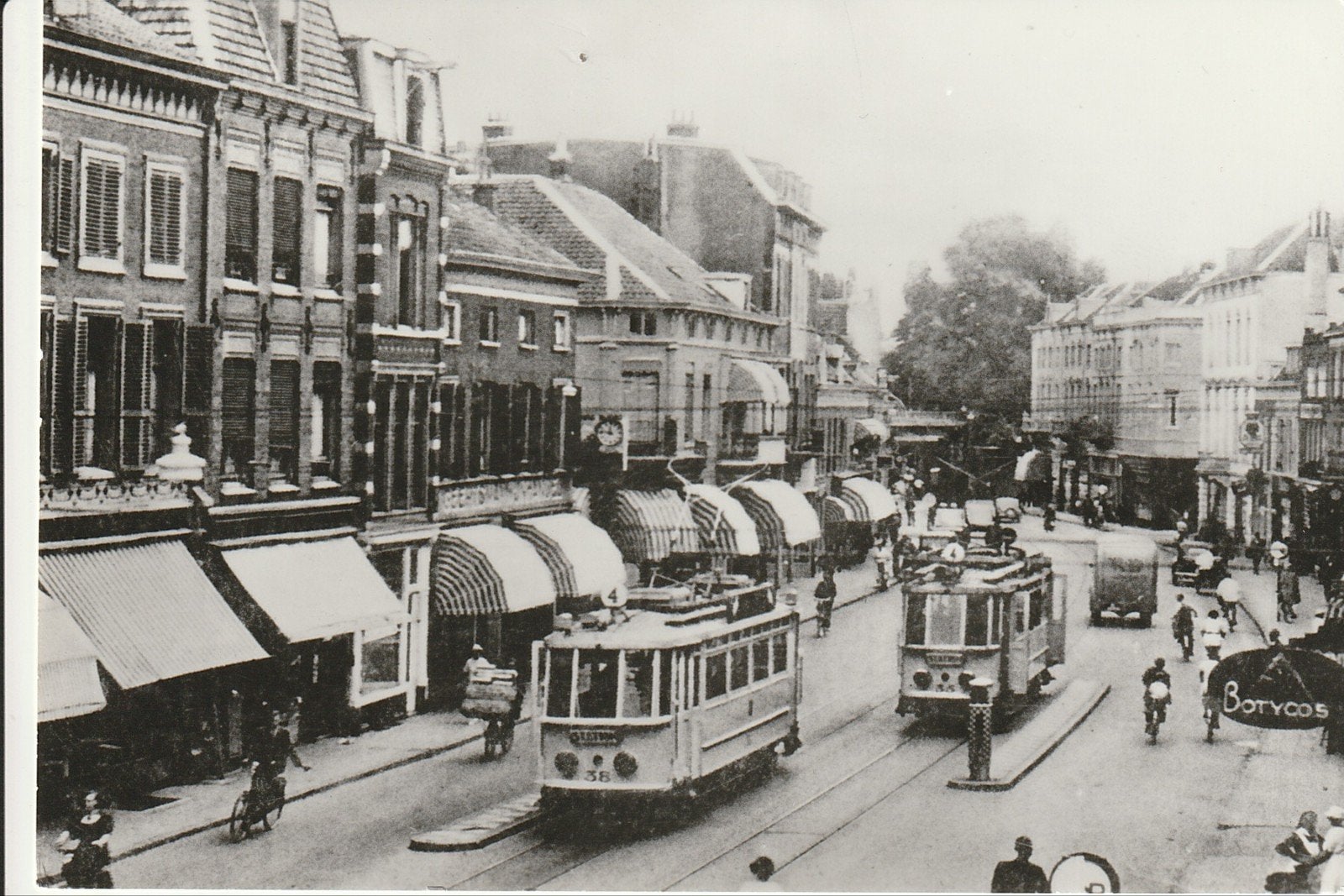 ARNHEM STEENSTRAAT 1940 GEMEENTE TRAM WAGENS LIJN 4 VERKEER, Ophalen of Verzenden, 1940 tot 1960, Ongelopen, Gelderland