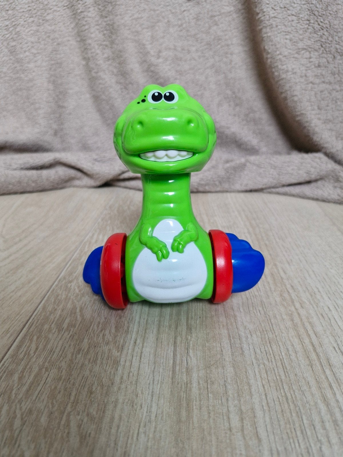 Rijdende Dino Speeltje voor Kinderen, Ophalen, Zo goed als nieuw, Jongen of Meisje