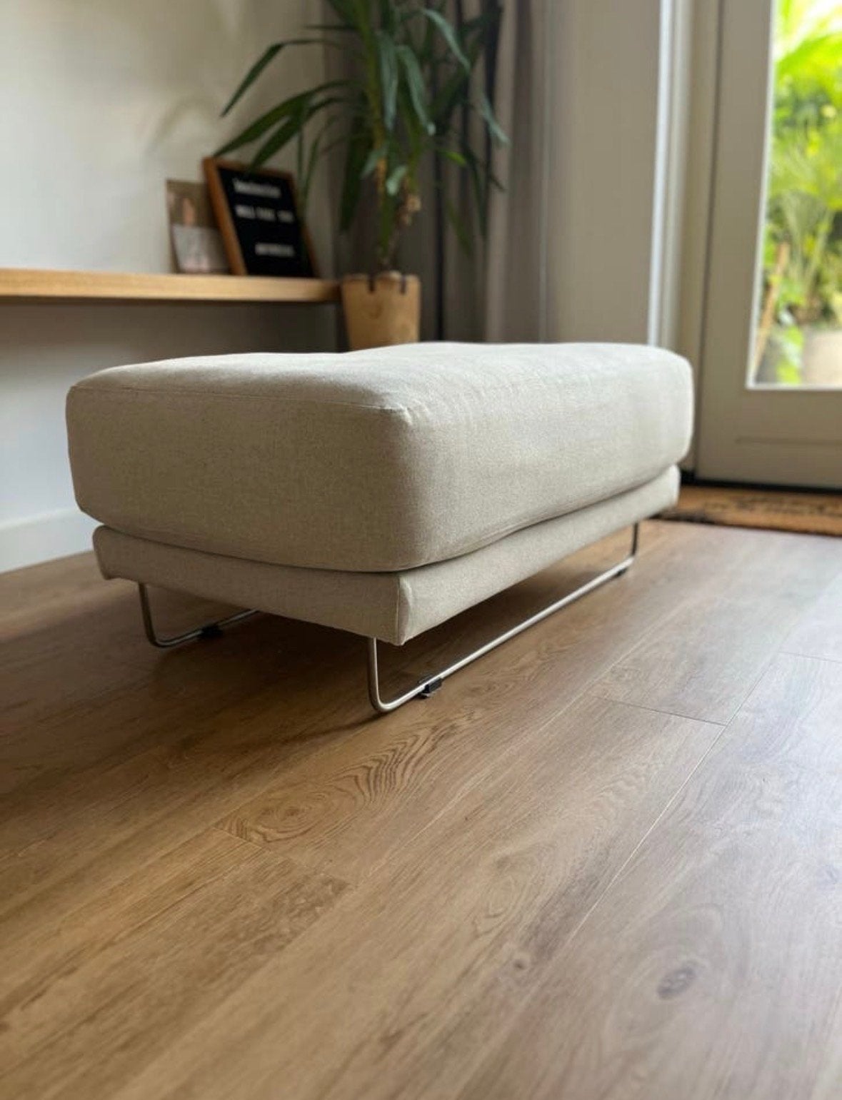 Licht grijs poef/voetensteun/hocker, Huis en Inrichting, Ophalen, Gebruikt, 100 tot 125 cm, 75 tot 100 cm