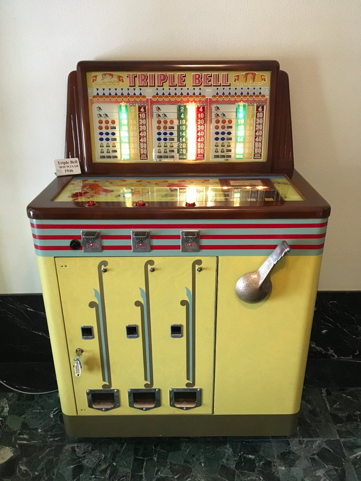 1940s USA Bally Triple Bell Gokautomaat (m2458961618) — Automaten ...