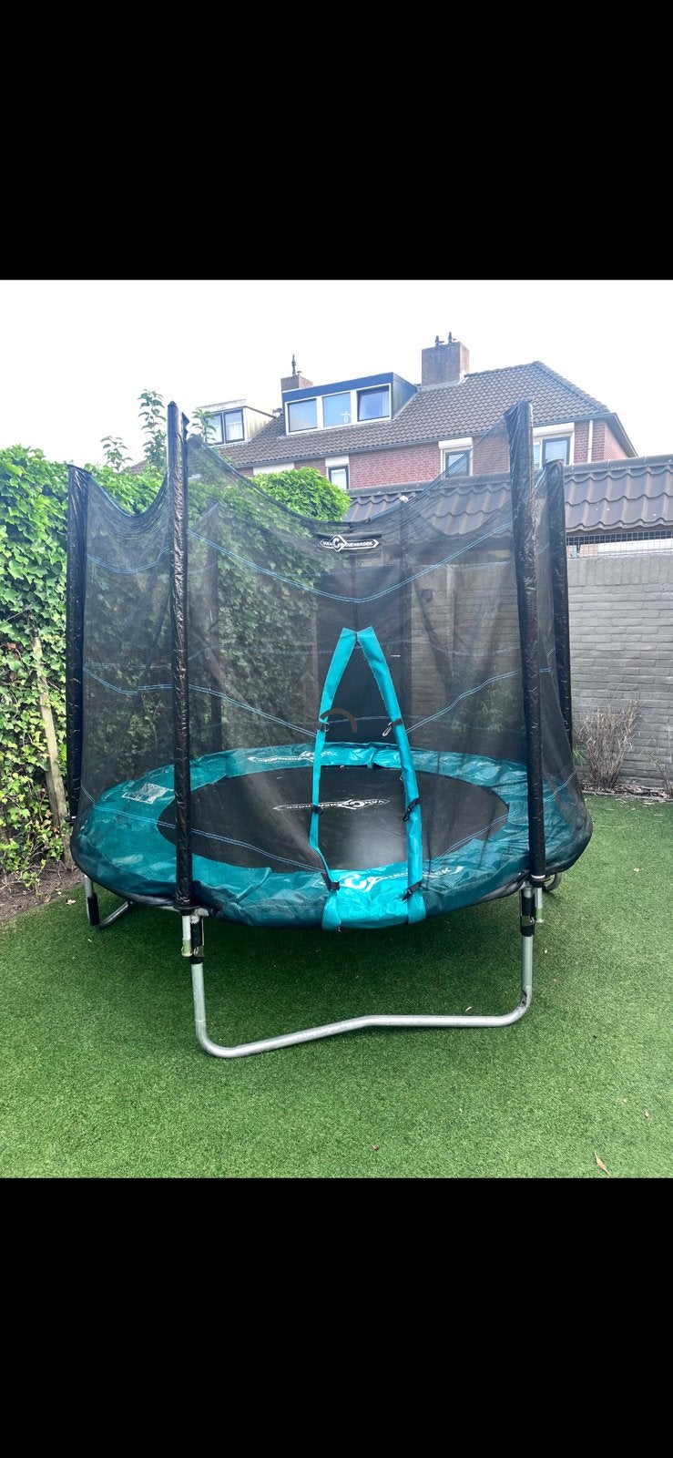 Trampoline 244, Ophalen, Gebruikt