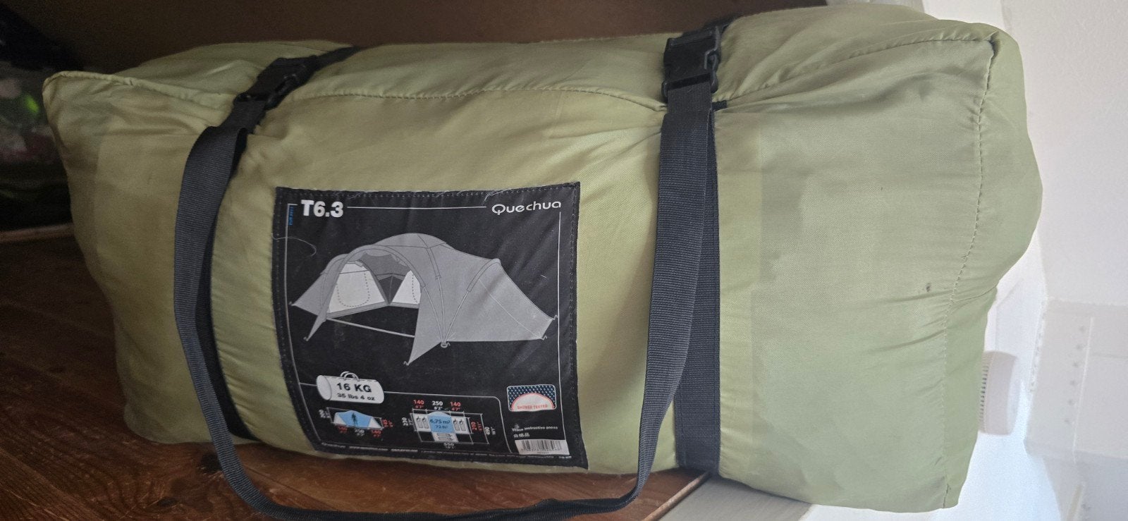 Grote groene 6-persoons tent Decathlon Quechua T6.3, Caravans en Kamperen, Ophalen, Zo goed als nieuw, Tot en met 6