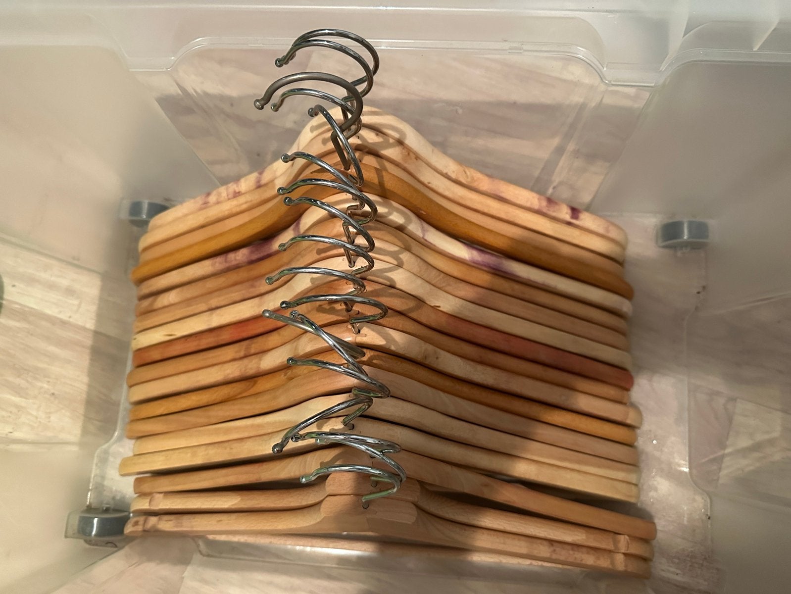 46 x Kledinghangers, verschillende soorten, Kleding | Dames, Kledinghangers, Ophalen, Zo goed als nieuw, Hout, Volwassenen