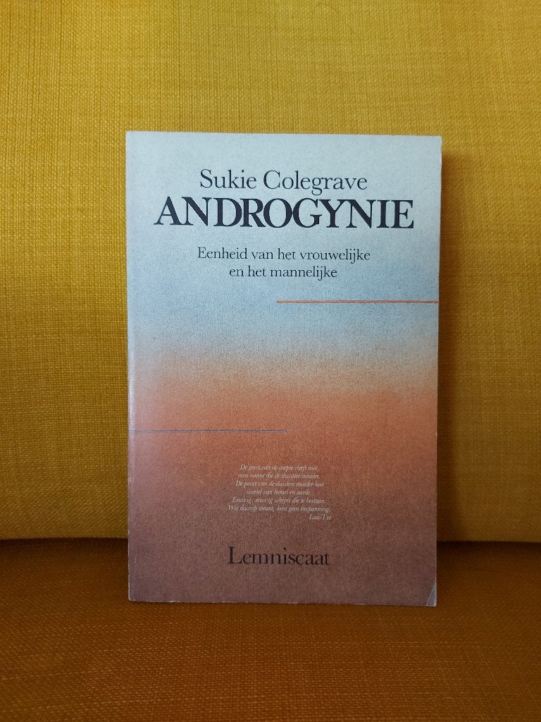 Androgynie - Sukie Colegrave. Lemniscaat., Ophalen of Verzenden, Zo goed als nieuw, Overige onderwerpen, Achtergrond en Informatie