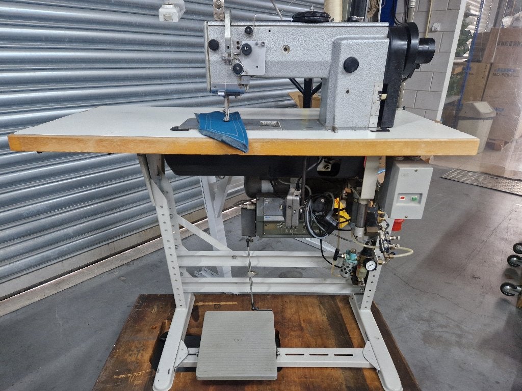 Durkopp Adler 467 Leermachine 3, Gebruikt, Naaimachine, Industrieel, Ophalen