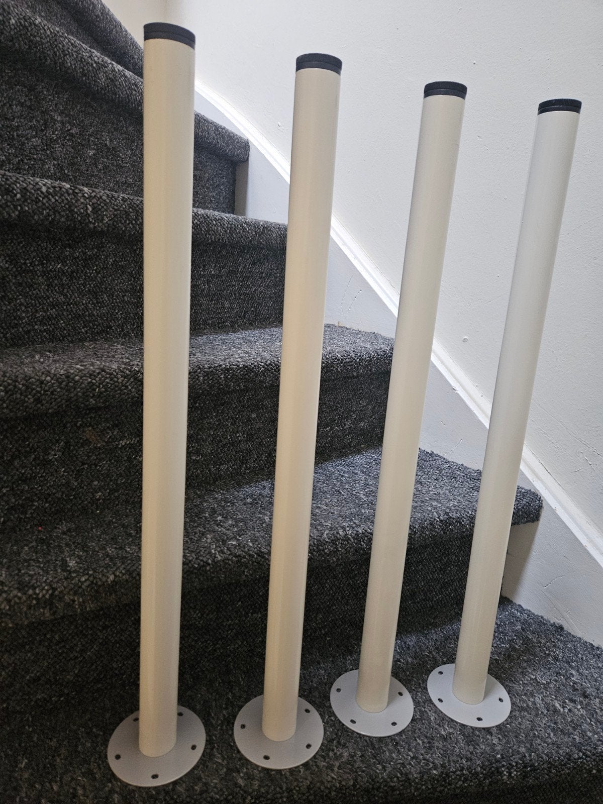 Ikea Adils poot wit. tafelpoot, Ophalen, 50 tot 100 cm, Rond, 50 tot 100 cm