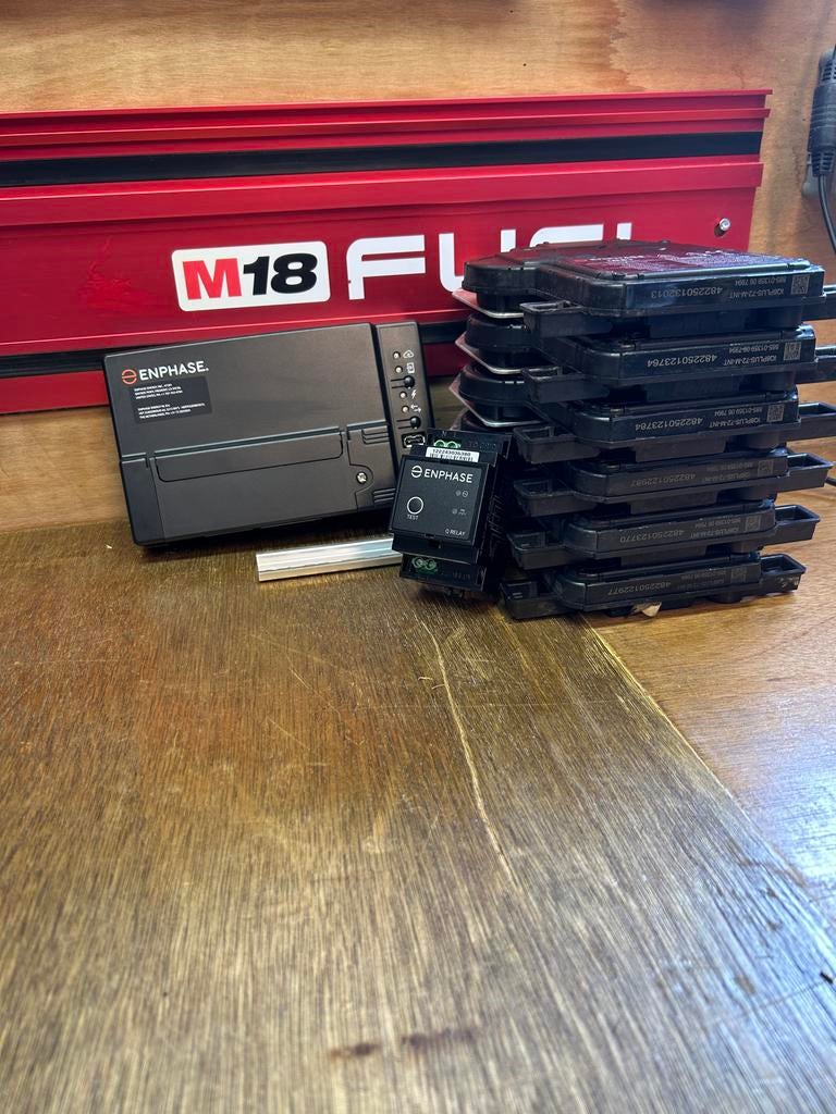 Enphase IQ8+ Micro Omvormers & IQ Gateway Standard, Doe-het-zelf en Verbouw, Ophalen of Verzenden, Zo goed als nieuw, Overige typen