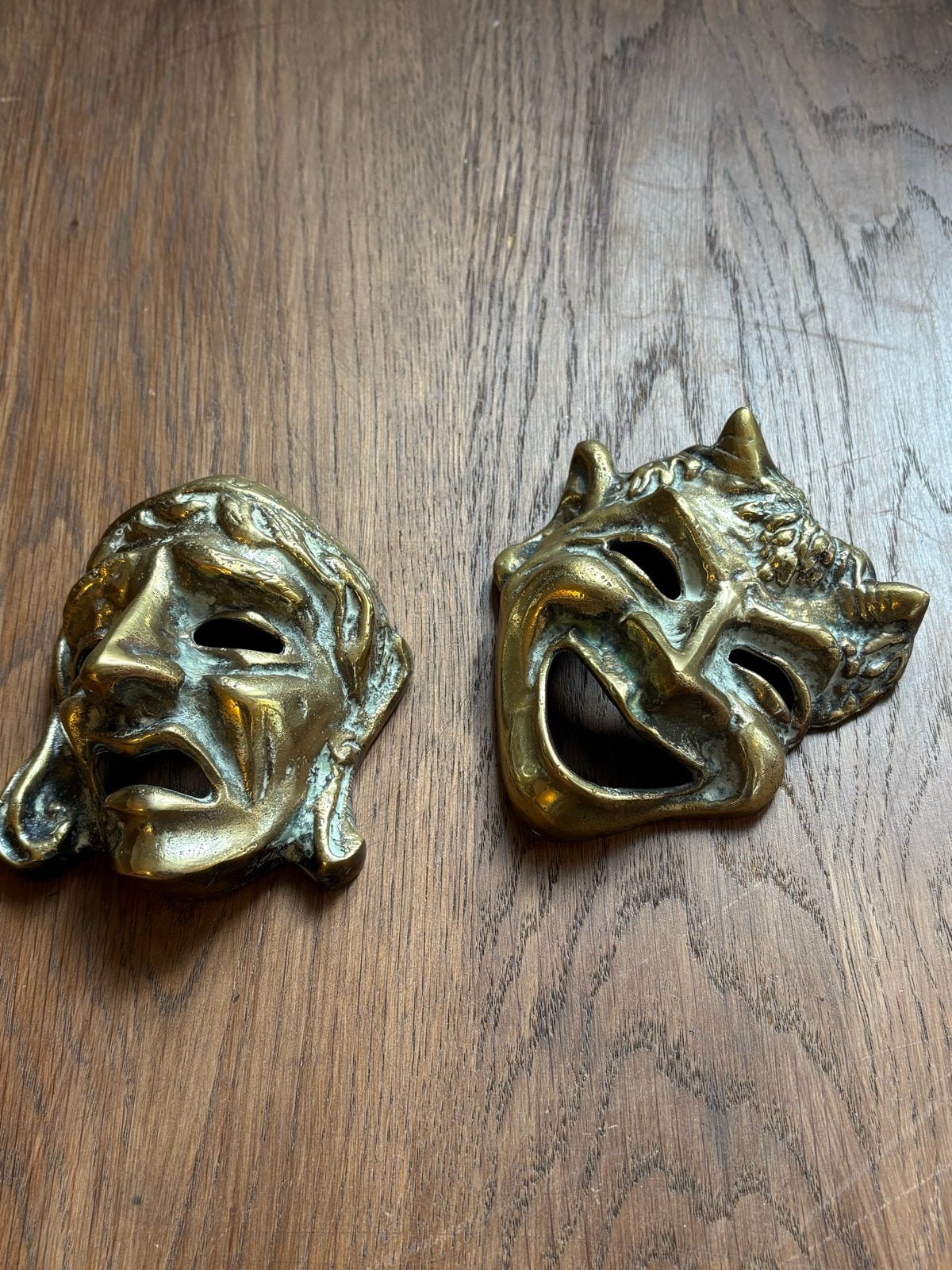 Bronzen Theatermaskers: Komedie en Tragedie, Antiek en Kunst, Overige onderwerpen, Minder dan 20 cm, Goud, Masker