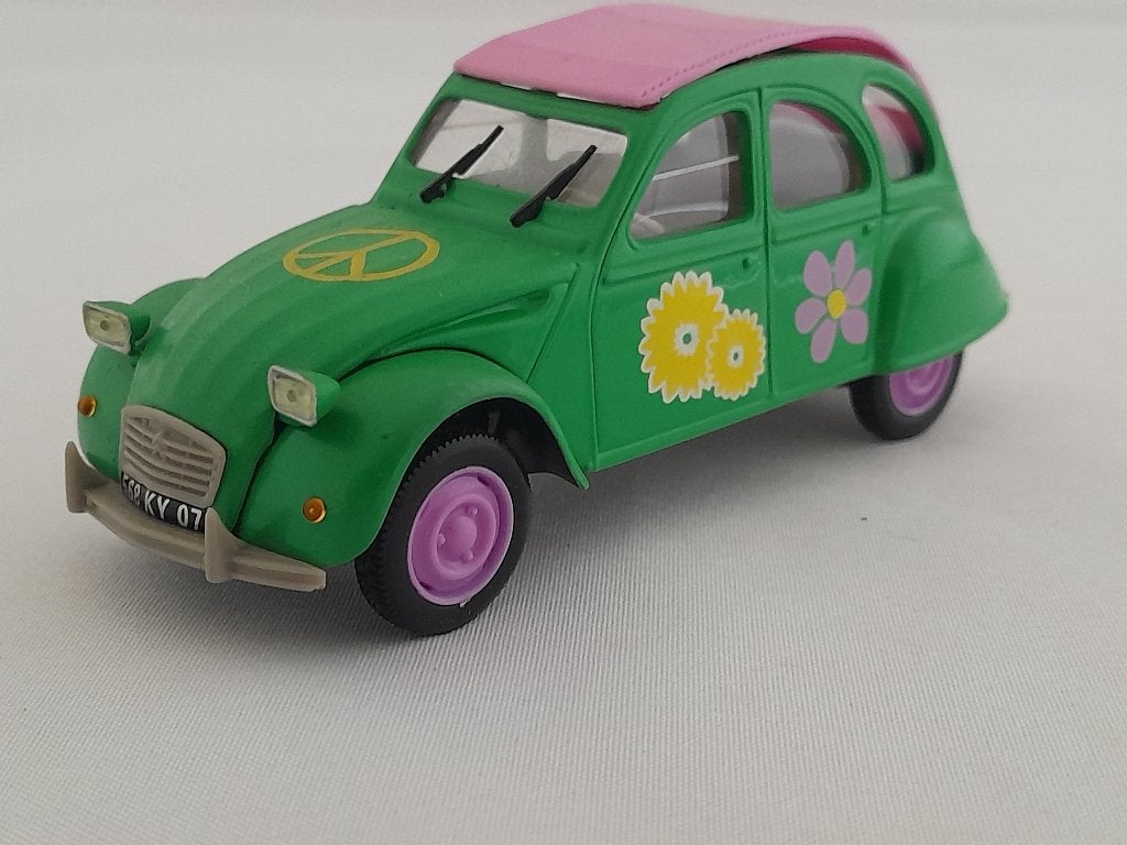 Citroën 2CV Peace & Love 1:43 van Norev, Ophalen of Verzenden, Zo goed als nieuw, Auto, Norev