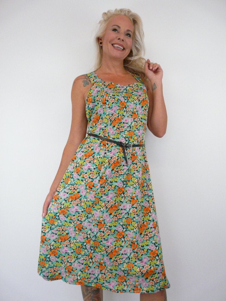 *Abfab Vintage Jurk met Bloemetjes 44*, Kleding | Dames, Maat 42/44 (L), Ophalen of Verzenden, Zo goed als nieuw, Knielengte