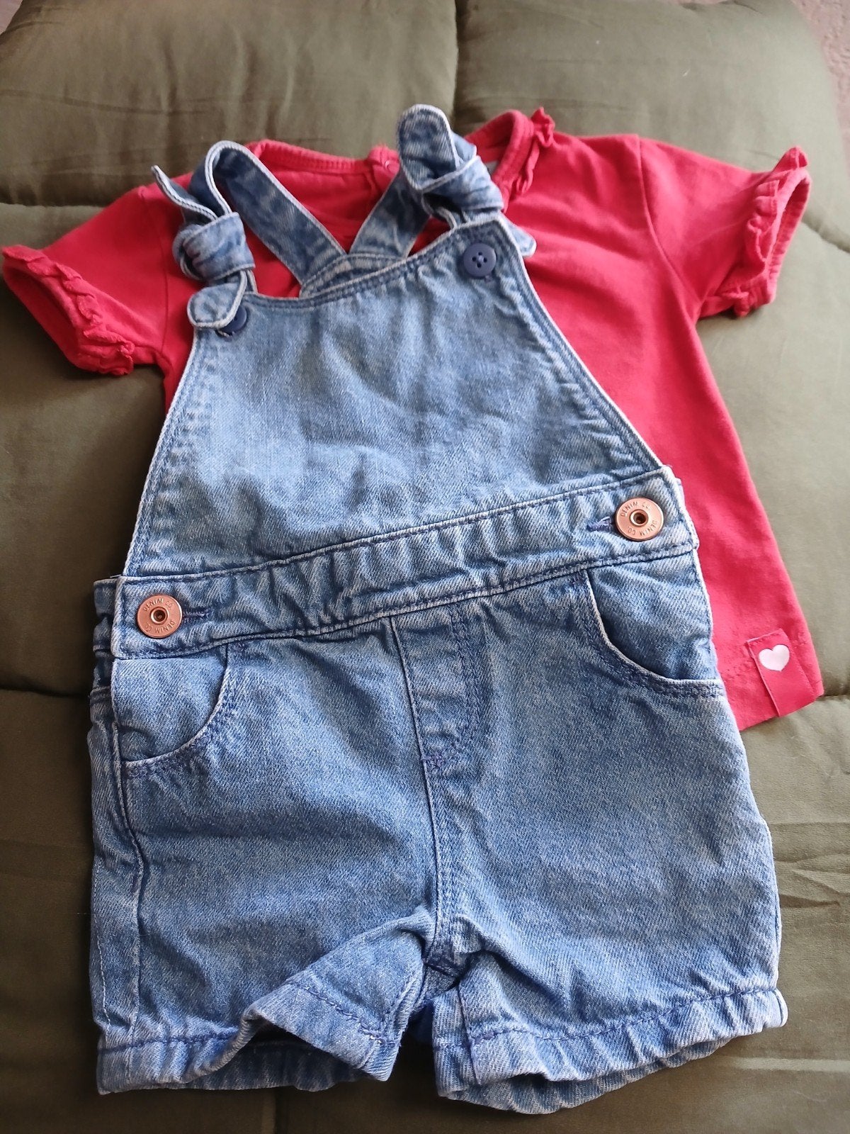 Schattige tuinbroek met blousje, Kinderen en Baby's, Babykleding | Maat 68, Ophalen of Verzenden, Meisje