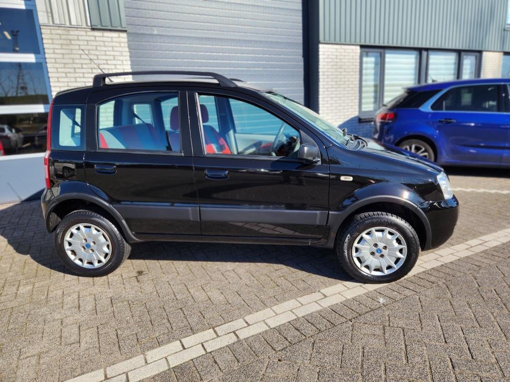 Fiat Panda 1.2 4X4 2006 Airconditioning, Auto's, 40 €/maand, 1242 cc, Zwart, Origineel Nederlands