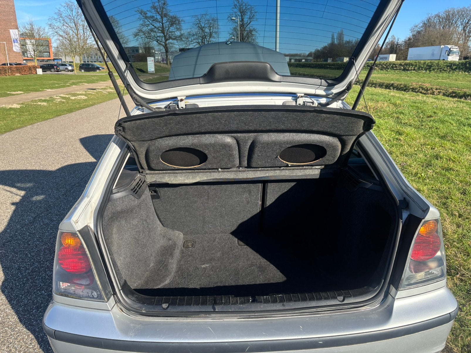 BMW 3-Serie 1.8 TI 316 Compact 2001 Grijs, Auto's, Achterwielaandrijving, 1250 kg, 4 cilinders, 1796 cc