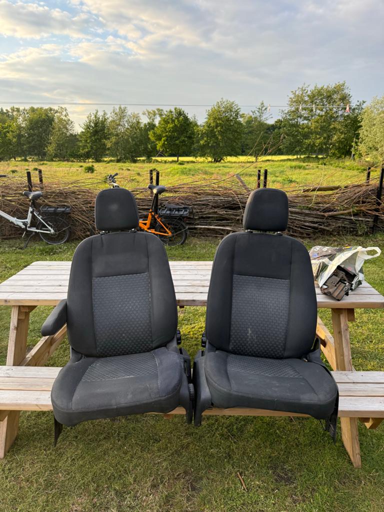 2 autostoelen - Bijrijder en bestuurder, Auto-onderdelen, Ophalen, Gebruikt, Ford