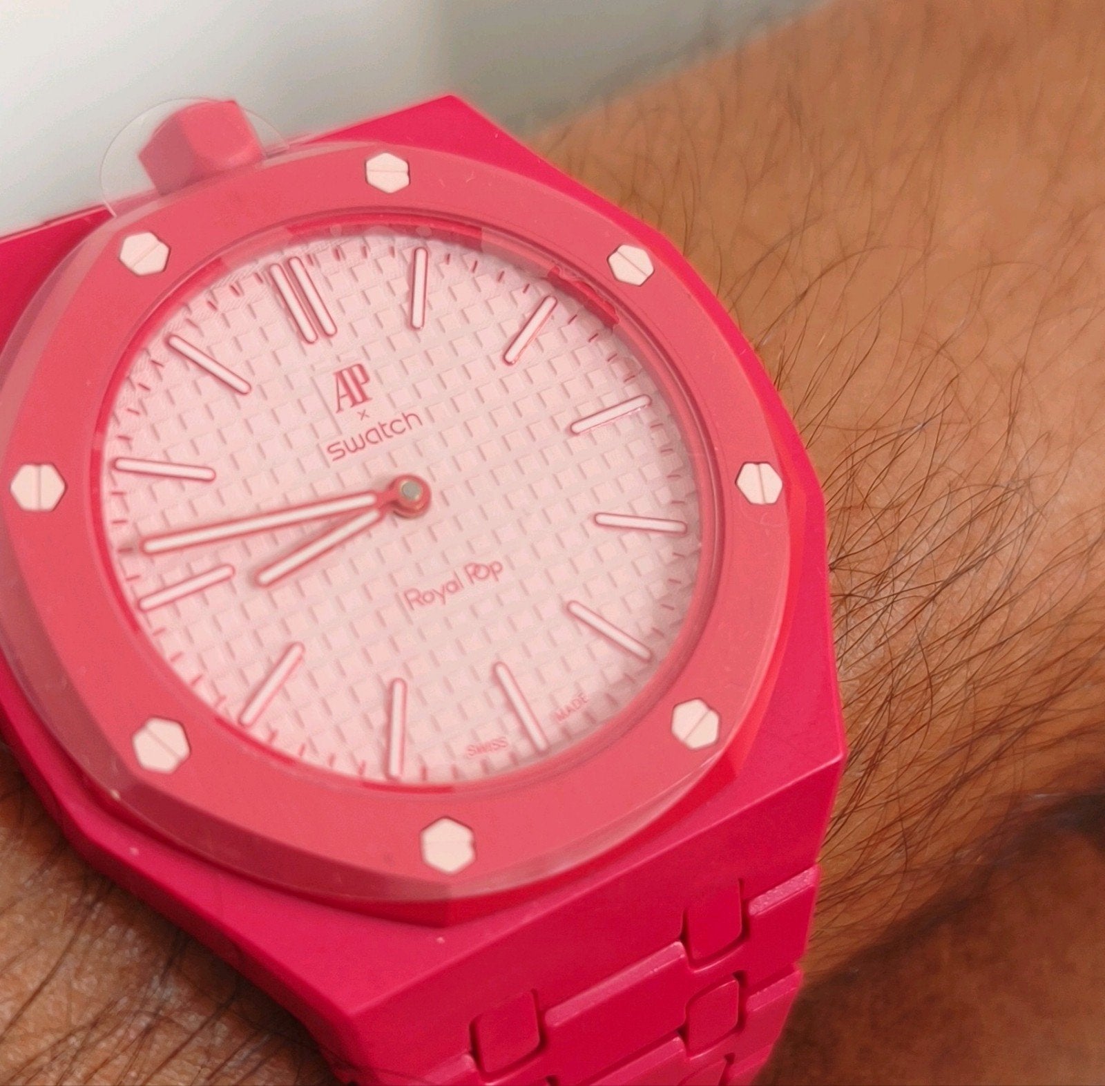 Swatch x Audemars Piguet 'Otto Rosso' incl. bandje, Ophalen of Verzenden, Nieuw