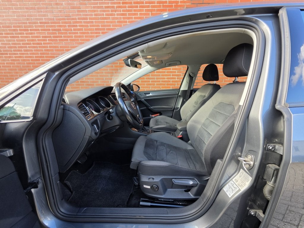 Volkswagen Golf 1.5 TSI Comfort Line Business Automaat Massa, Stof, Euro 6, 4 cilinders, Origineel Nederlands