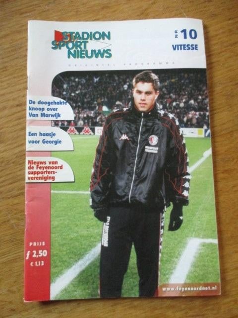 Programmaboekje 10 Feyenoord - Vitesse 17 november 2001, Boeken, Ophalen of Verzenden, Gelezen, Watersport en Hengelsport