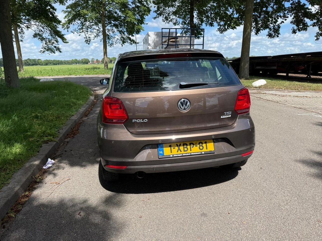 Volkswagen Polo 1.2 TSI Comfortline, Euro 6, 4 cilinders, Bruin, Start-stop-systeem