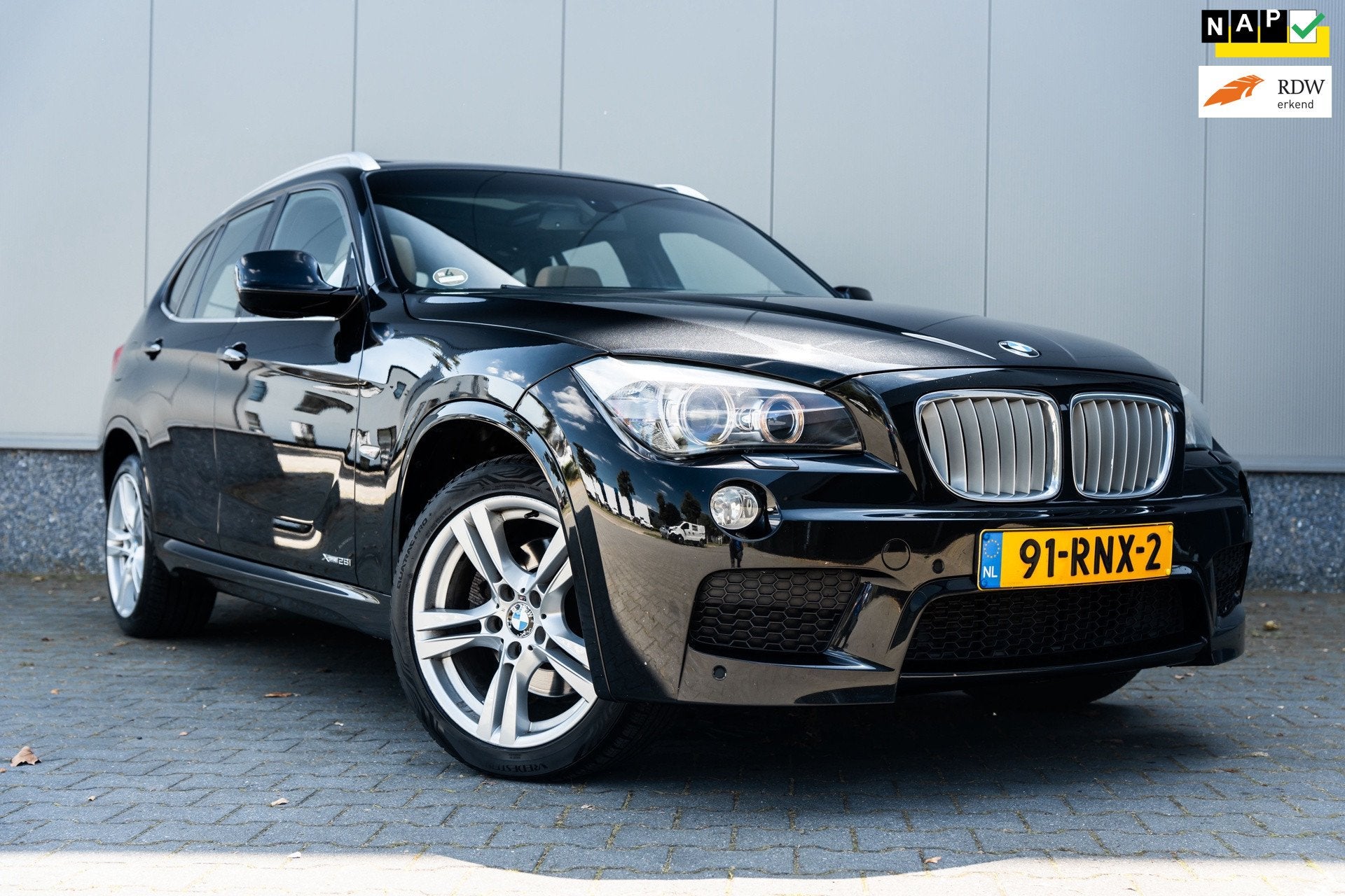 BMW X1 xDrive28i Full M Pano Harman Kardon 4WD NAP, Euro 5, Gebruikt, Beige, 4 cilinders