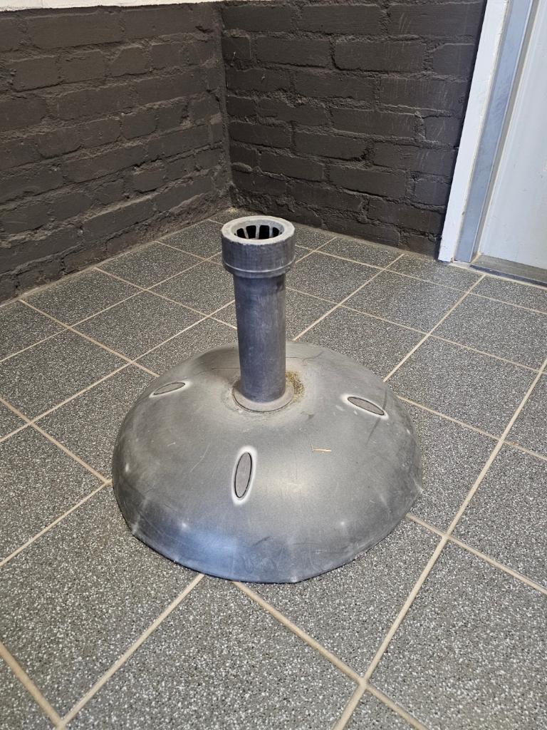 parasolvoet, Ophalen, Gebruikt, Minder dan 1 meter, Parasolvoet
