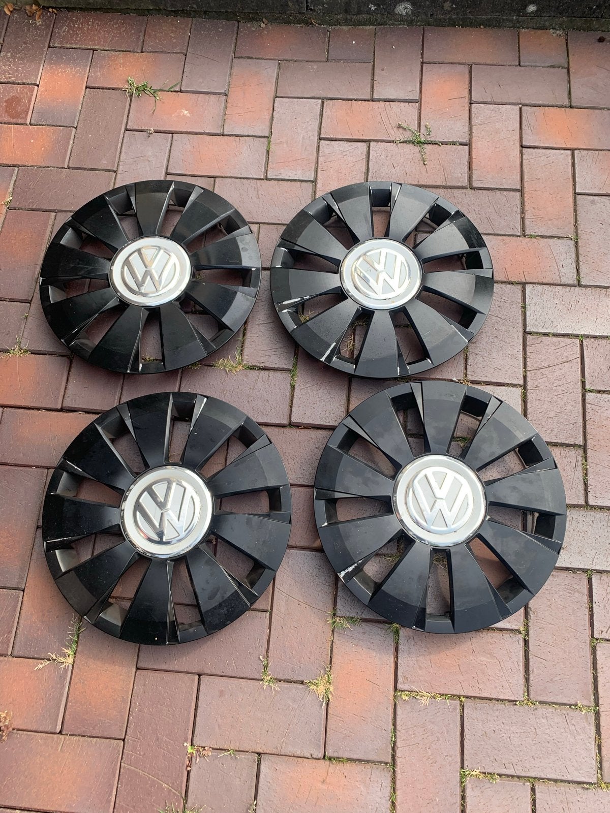 Set van 4 Volkswagen wieldoppen oa voor VW Up, Ophalen of Verzenden, Gebruikt