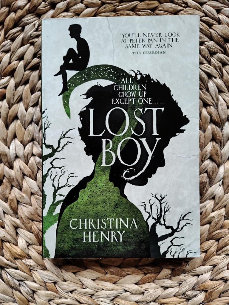 Christina Henry - Lost Boy, Boeken, Ophalen of Verzenden, Zo goed als nieuw