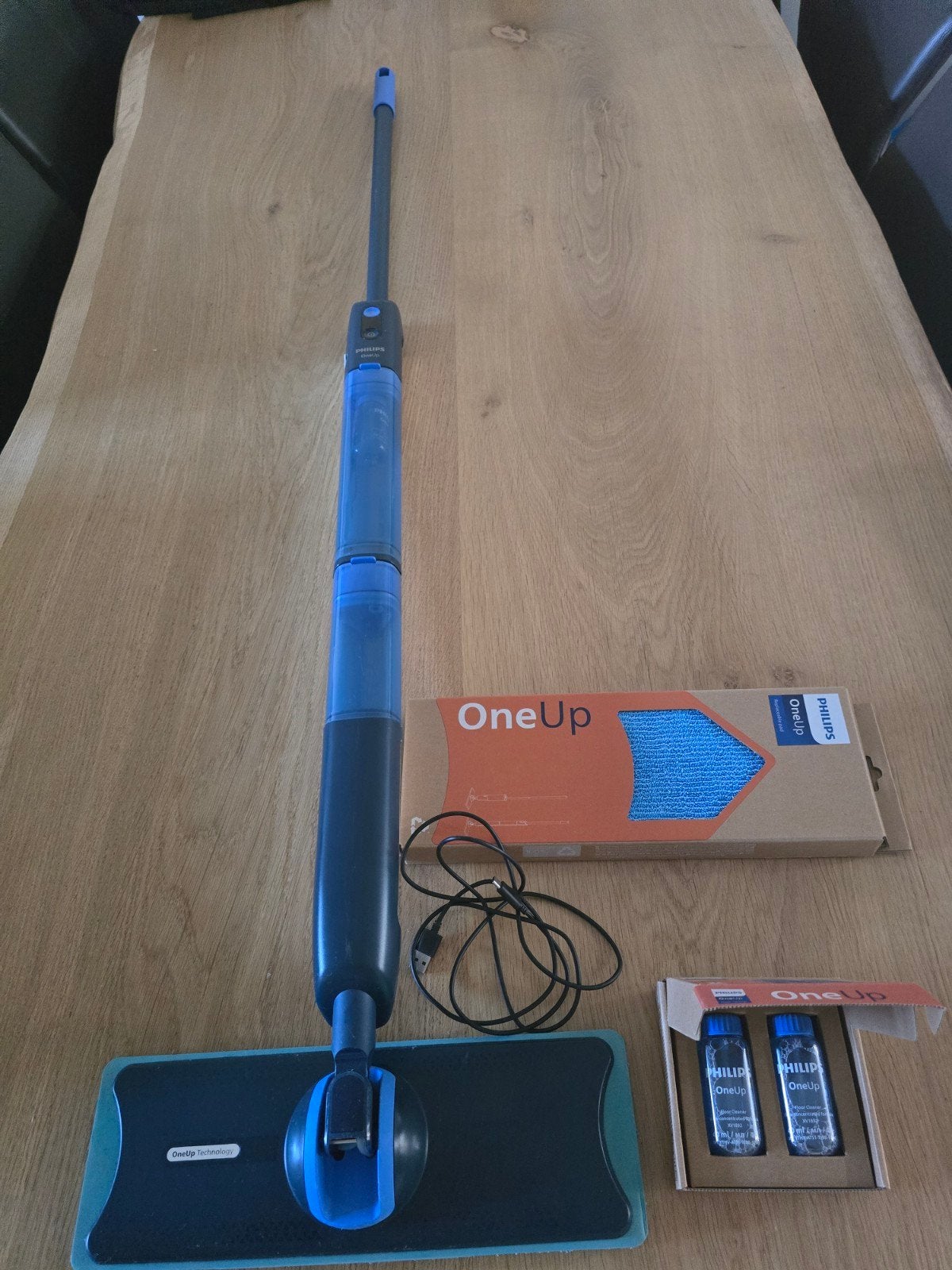 Philips OneUp 5000-serie elektrische dweil, Huis en Inrichting, Schoonmaakartikelen, Ophalen, Mop of Dweil