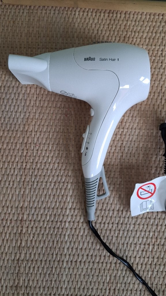 Braun haardroger fohn 3529 1800 Watt Satin hair 1 Föhn, Ophalen of Verzenden, Gebruikt, Haarverzorging