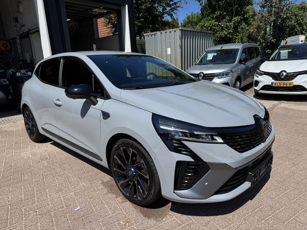 Renault Clio 1.6 E-Tech 145 esprit Alpine+Bose+360+Trekhaak!, Auto's, Renault, Gebruikt, Euro 6, Automatische klimaatregeling