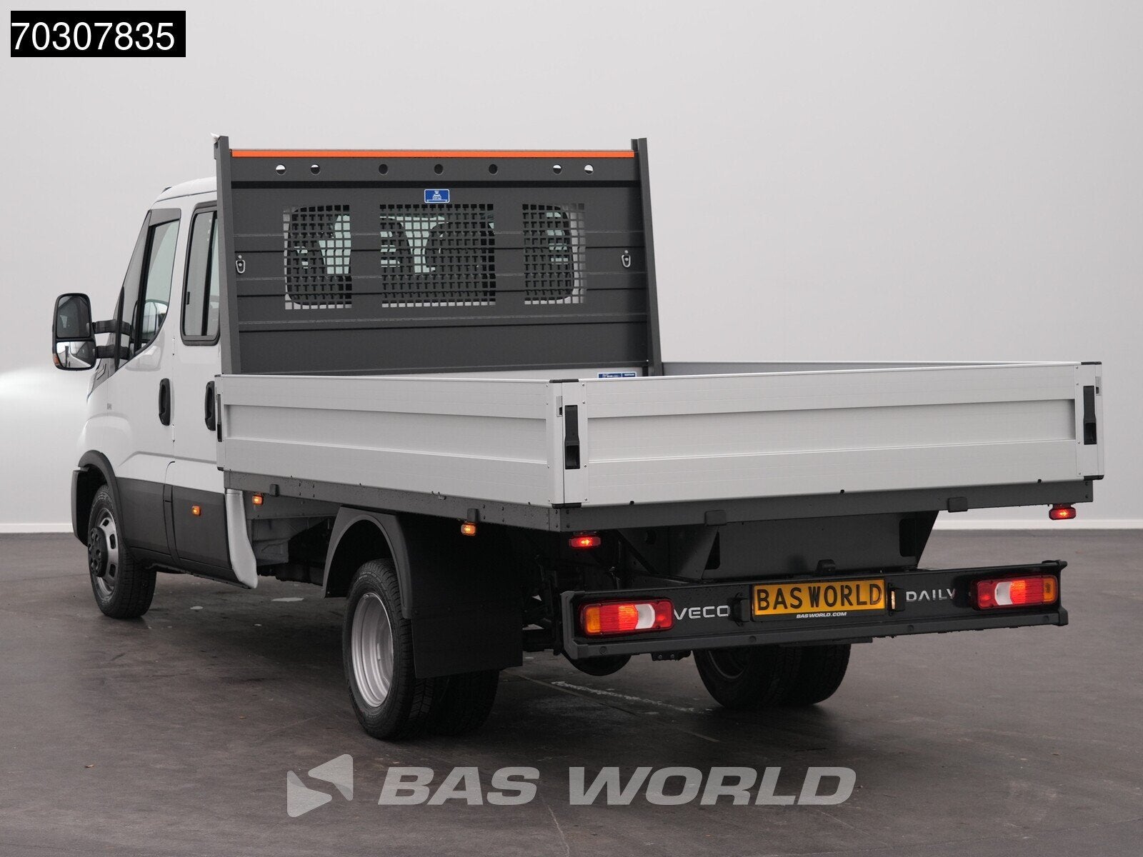 Iveco Daily 35C21 3.0L Open Laadbak Dubbel Cabine 210PK Dubb, Automaat, Stof, Euro 6, 4 cilinders