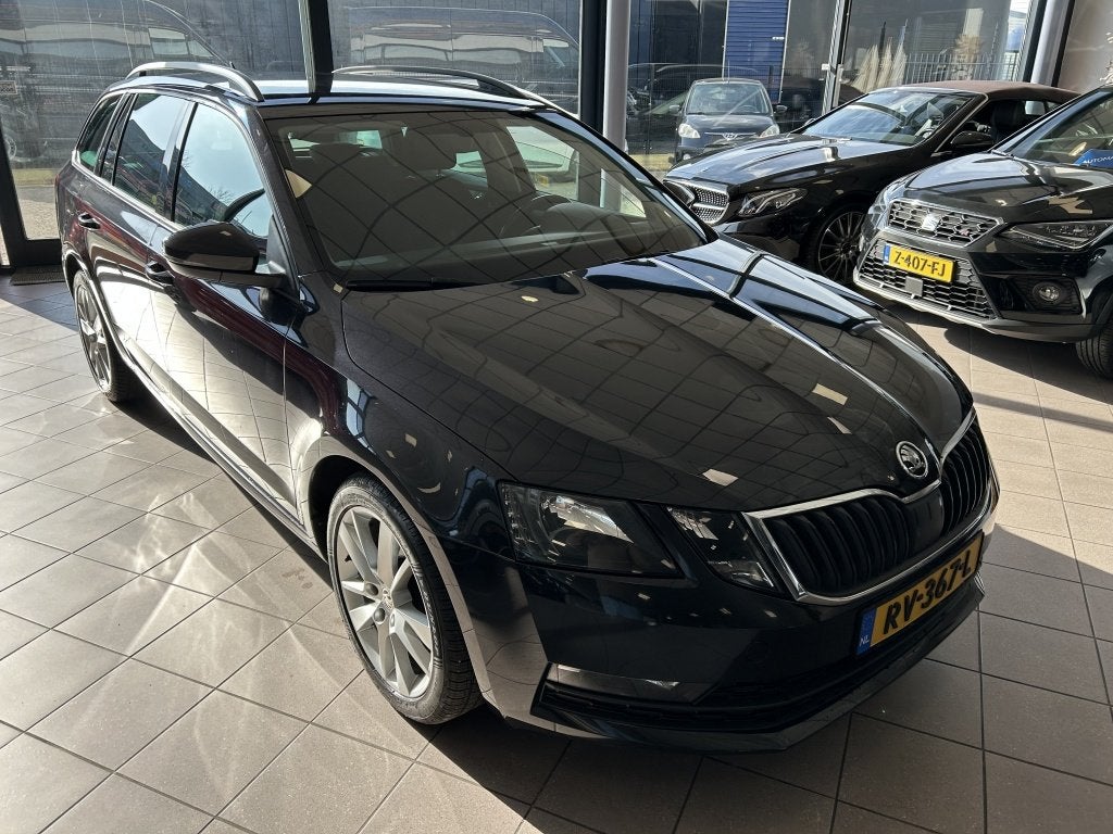 Skoda Octavia Combi 1.6 TDI Grt Sty. Bns AUTOMAAT BJ 2018 !, Auto's, Euro 6, 4 cilinders, 116 pk, Zwart