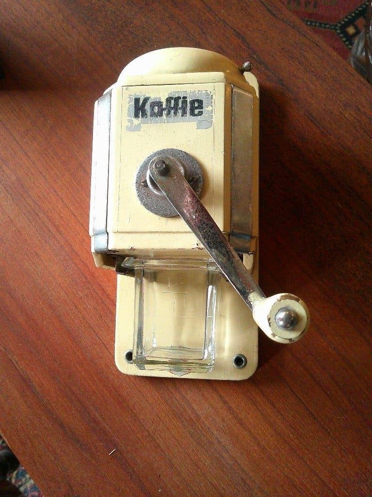 koffiemolen - wandkoffiemolen, Ophalen of Verzenden